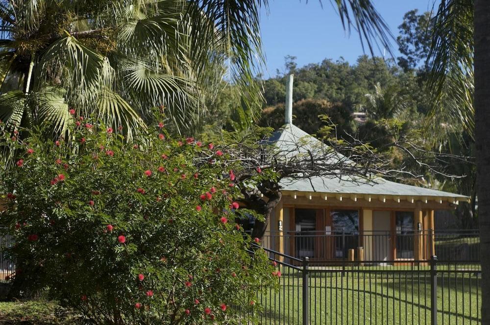 Nomads Airlie Beach (Adults Only) Екстер'єр фото