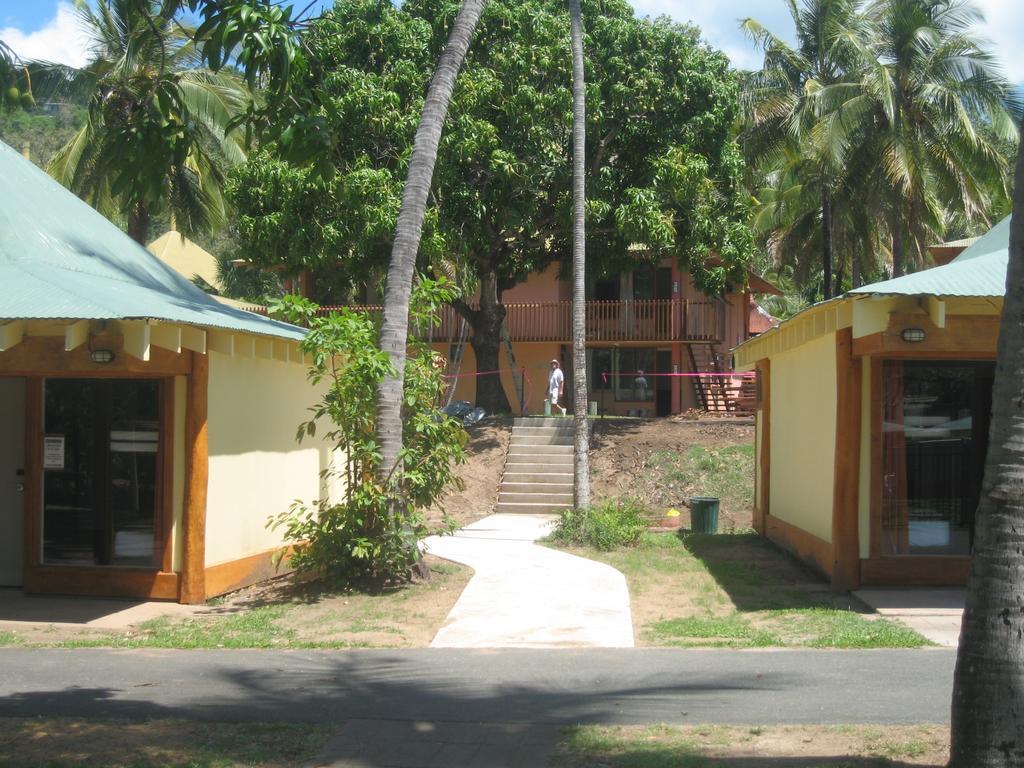 Nomads Airlie Beach (Adults Only) Екстер'єр фото