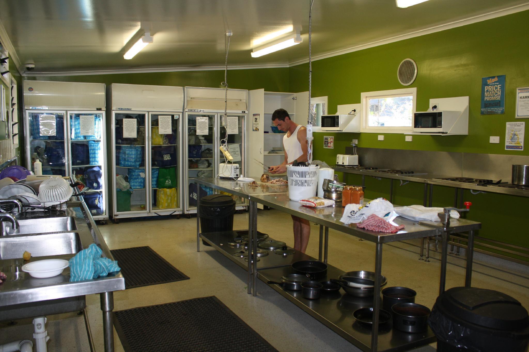 Nomads Airlie Beach (Adults Only) Екстер'єр фото