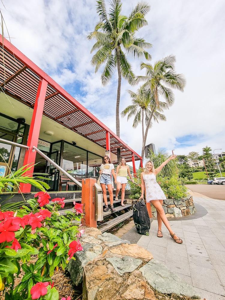 Nomads Airlie Beach (Adults Only) Екстер'єр фото